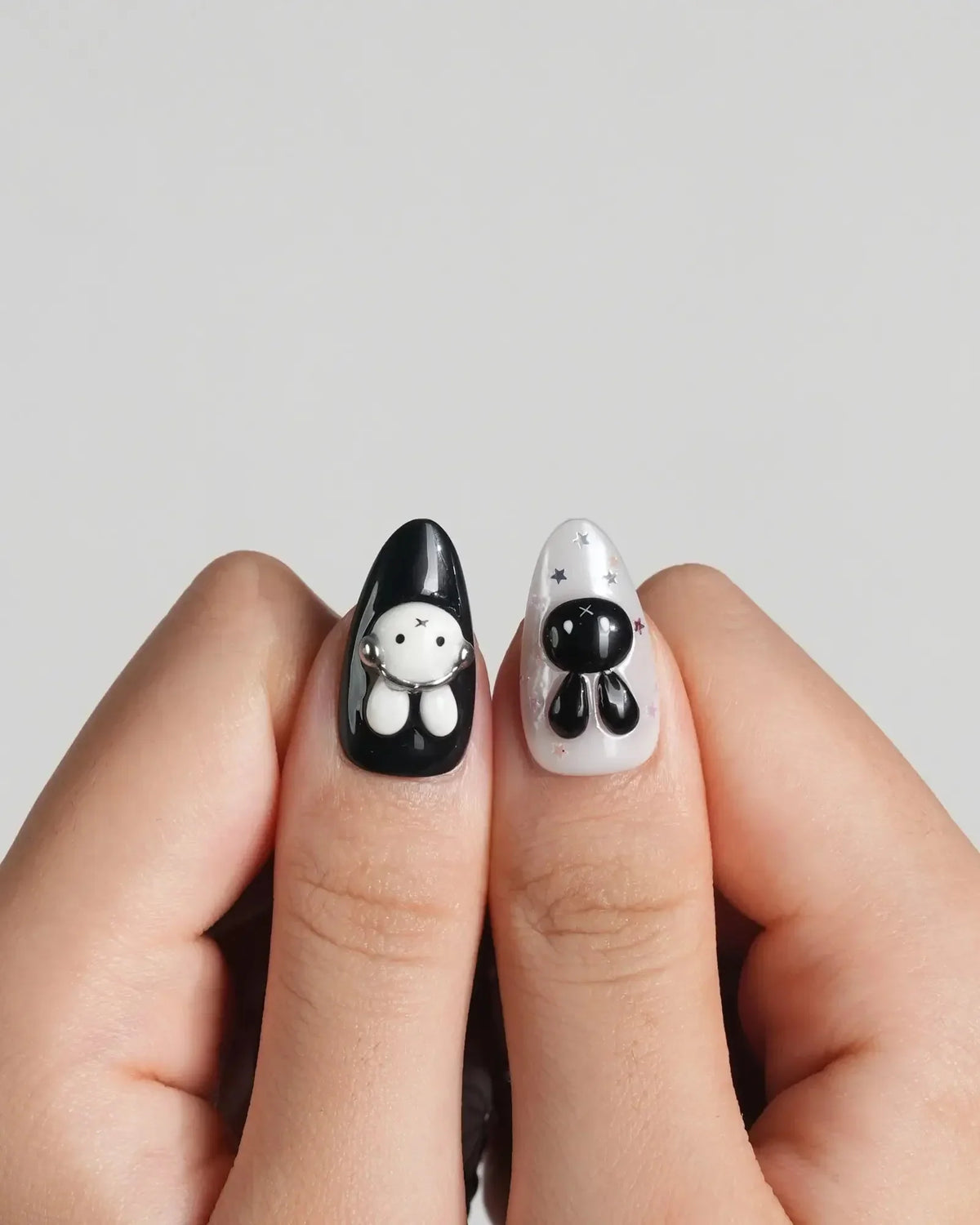 Dark Miffy Reusable Press On Nails