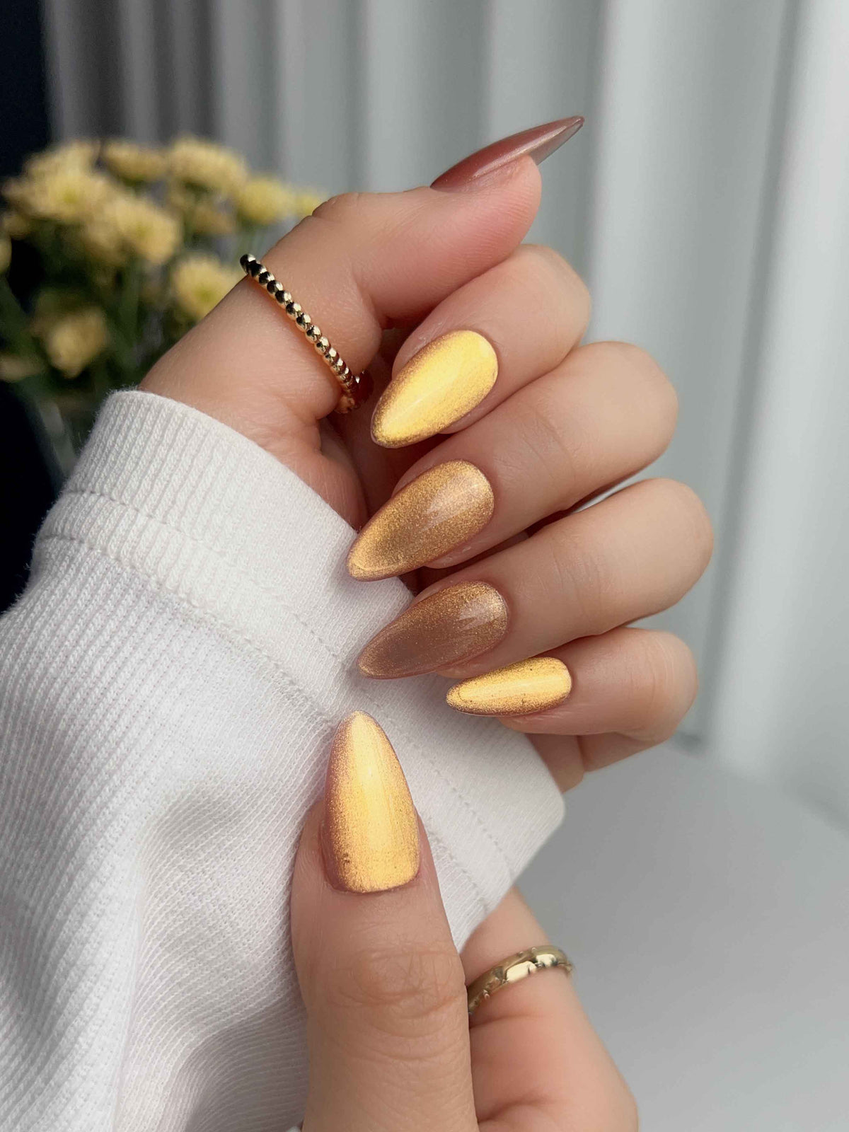 Aurora Flame Reusable Press On Nails