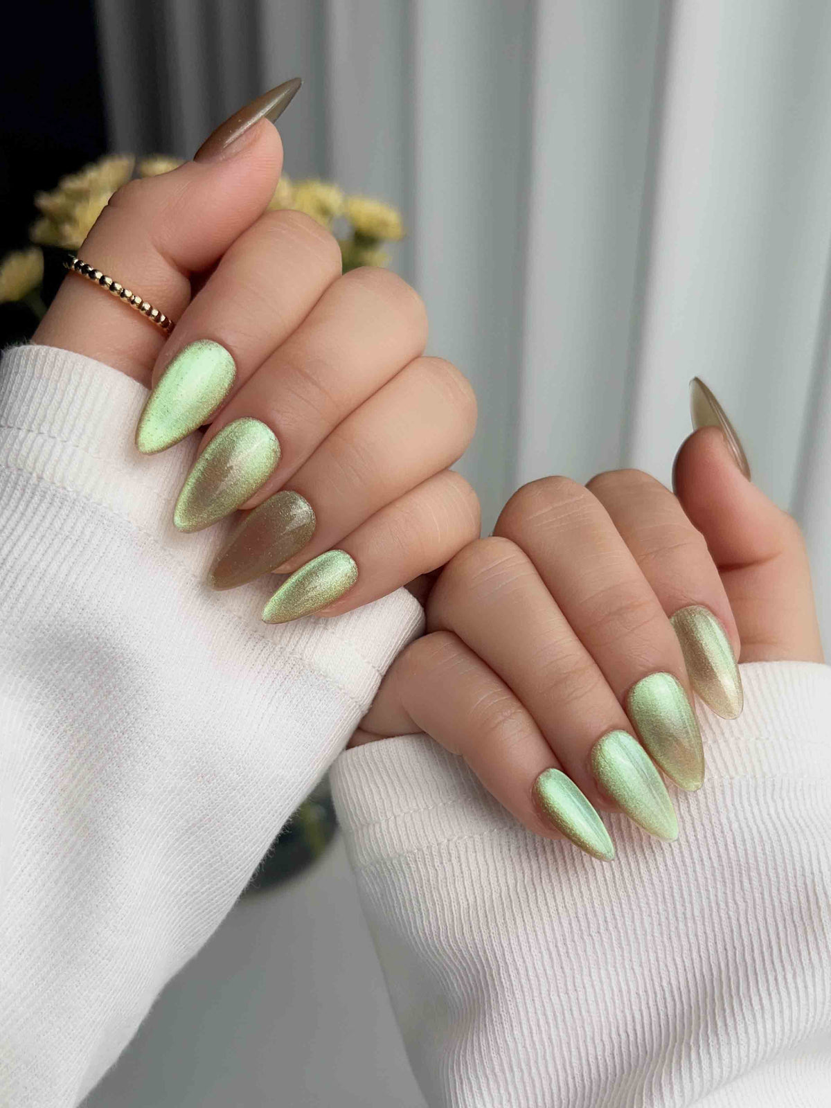 Aurora Mist Reusable Press On Nails