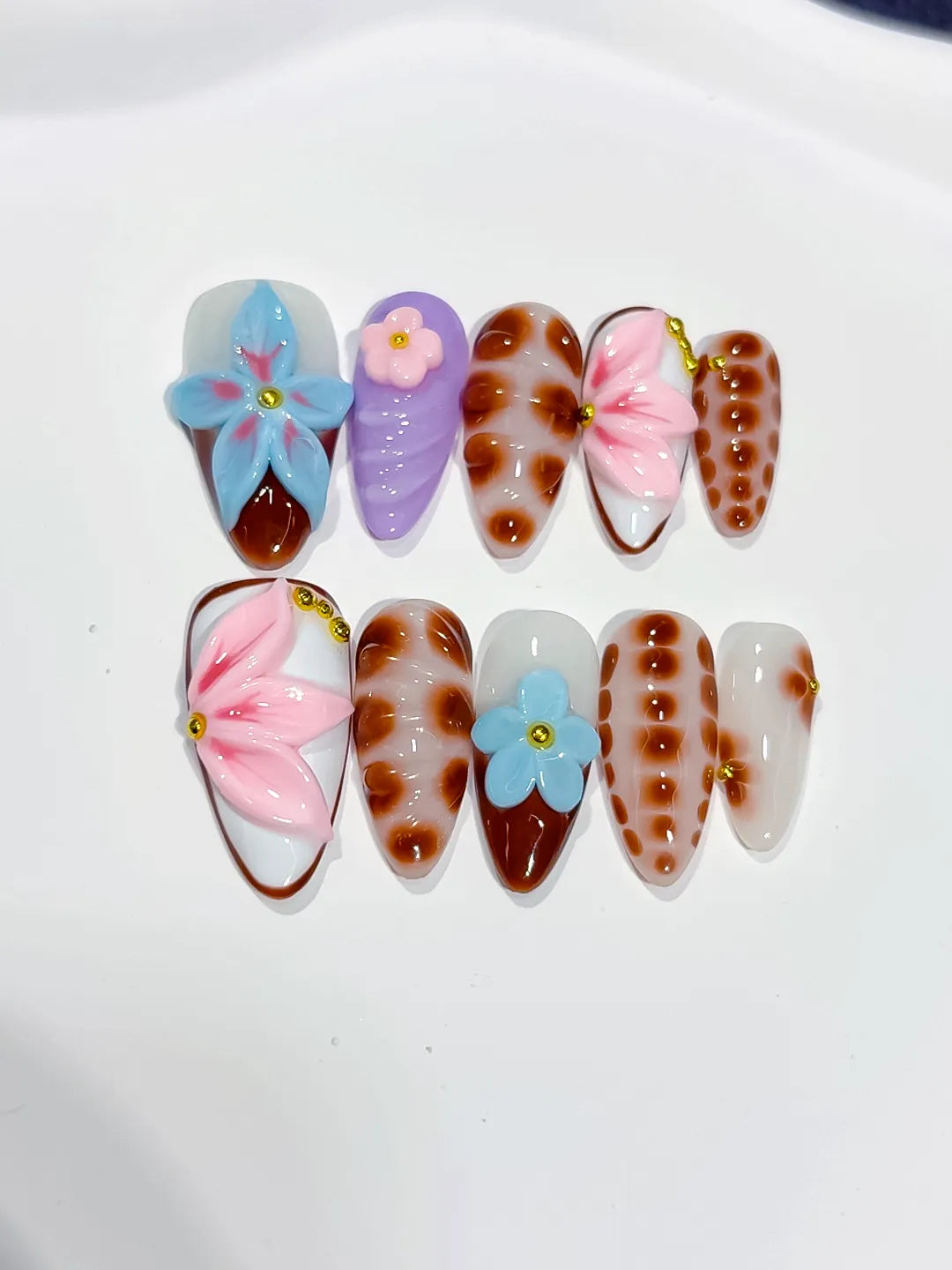 Medium White Brown Almond Abstract Flower Dot Pattern
