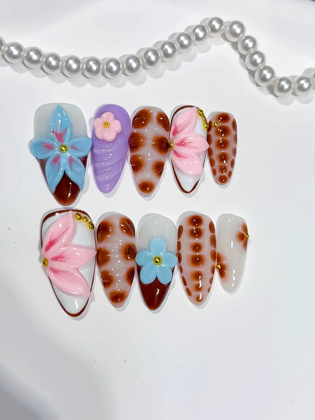 Medium White Brown Almond Abstract Flower Dot Pattern