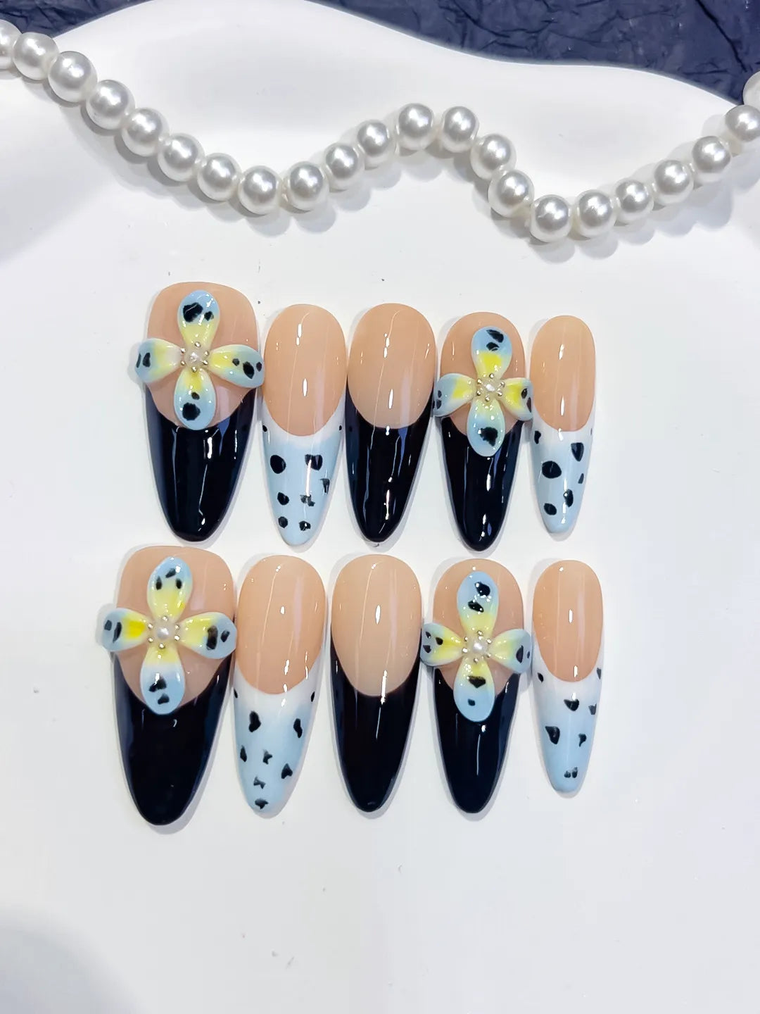 Medium Nude Black Almond French tip Flower Heart