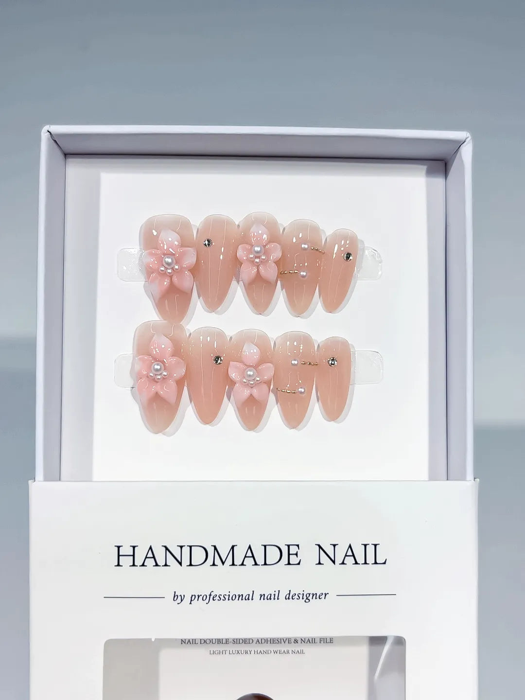 Medium Nude Pink Almond Solid color Flower Pearl