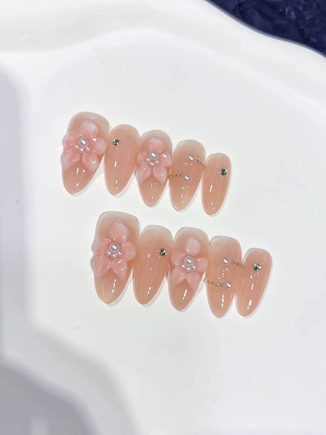 Medium Nude Pink Almond Solid color Flower Pearl
