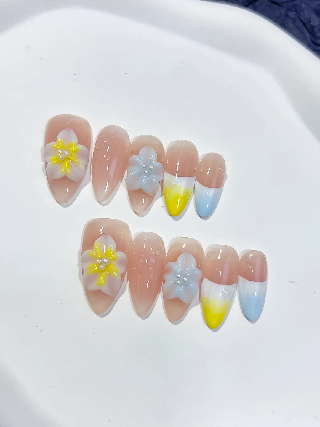 Medium Nude Yellow Almond French tip Flower