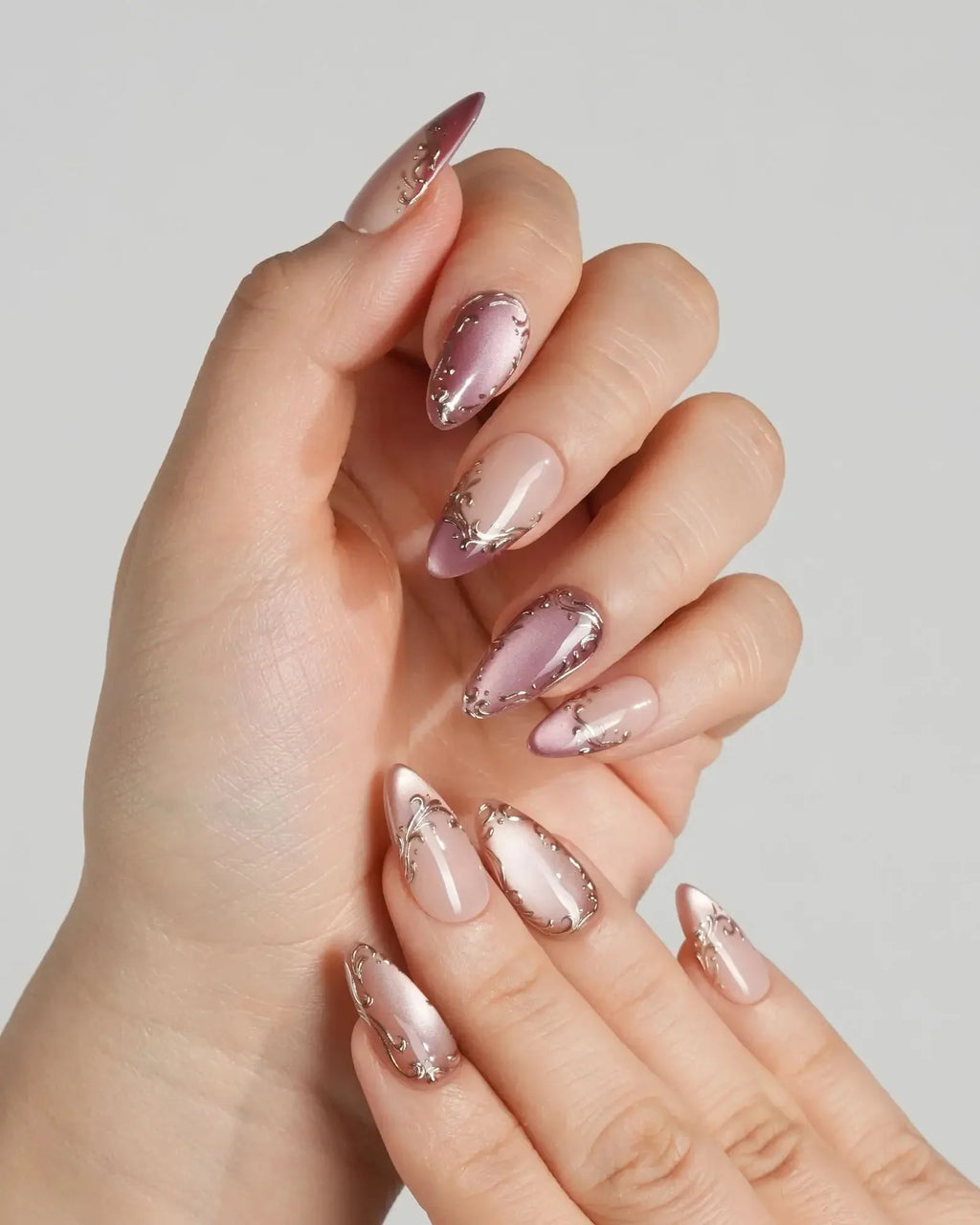 Caramel Petal Reusable Press On Nails