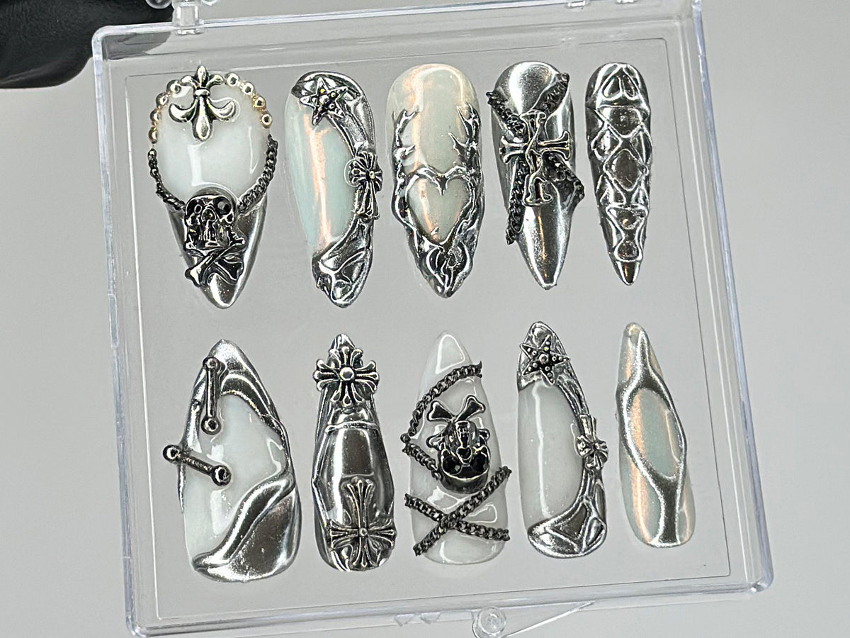 Luxury Gothic Press On Nails, Unique Skull and Chain Fake Nails, Custom Silver Nail Art