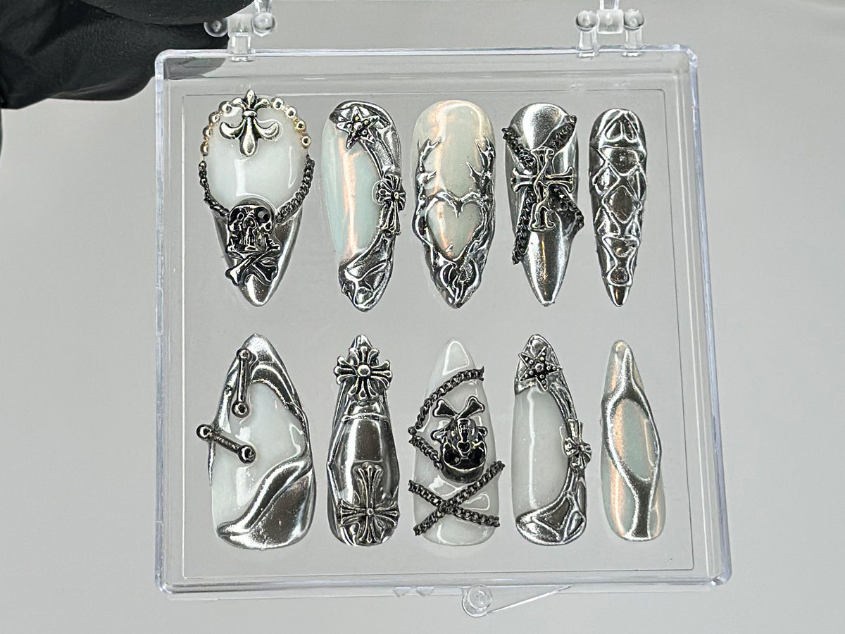 Luxury Gothic Press On Nails, Unique Skull and Chain Fake Nails, Custom Silver Nail Art