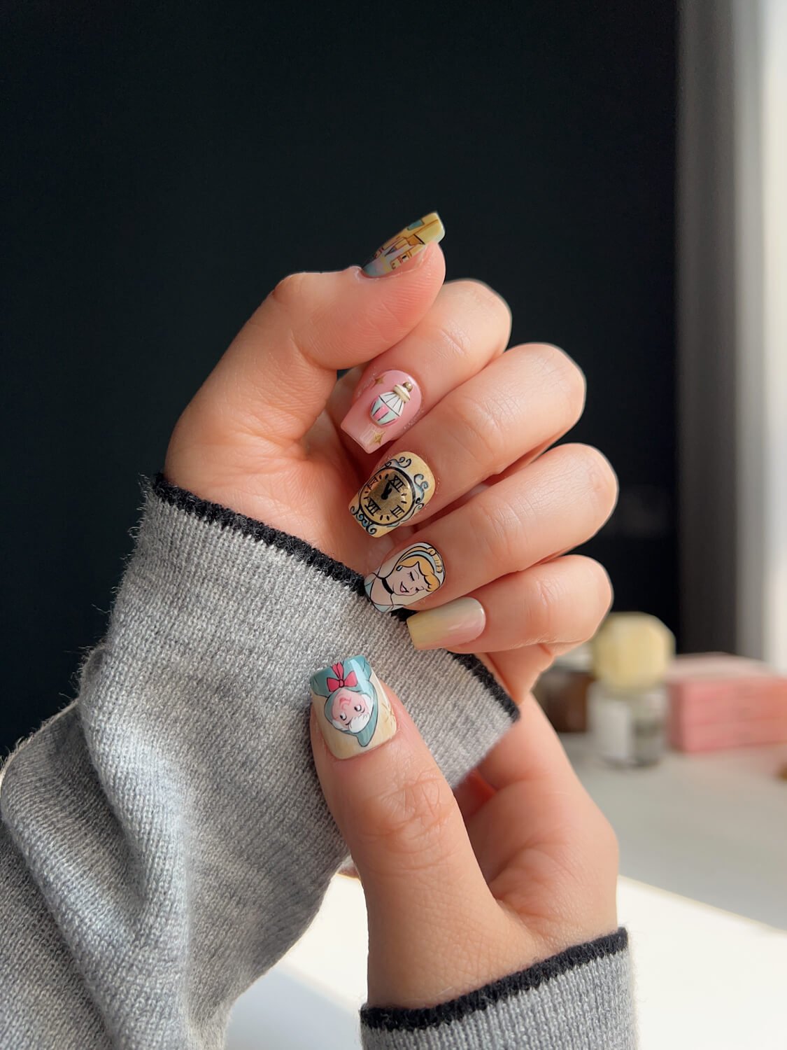 Fairytale at Fingertips Reusable Press On Nails