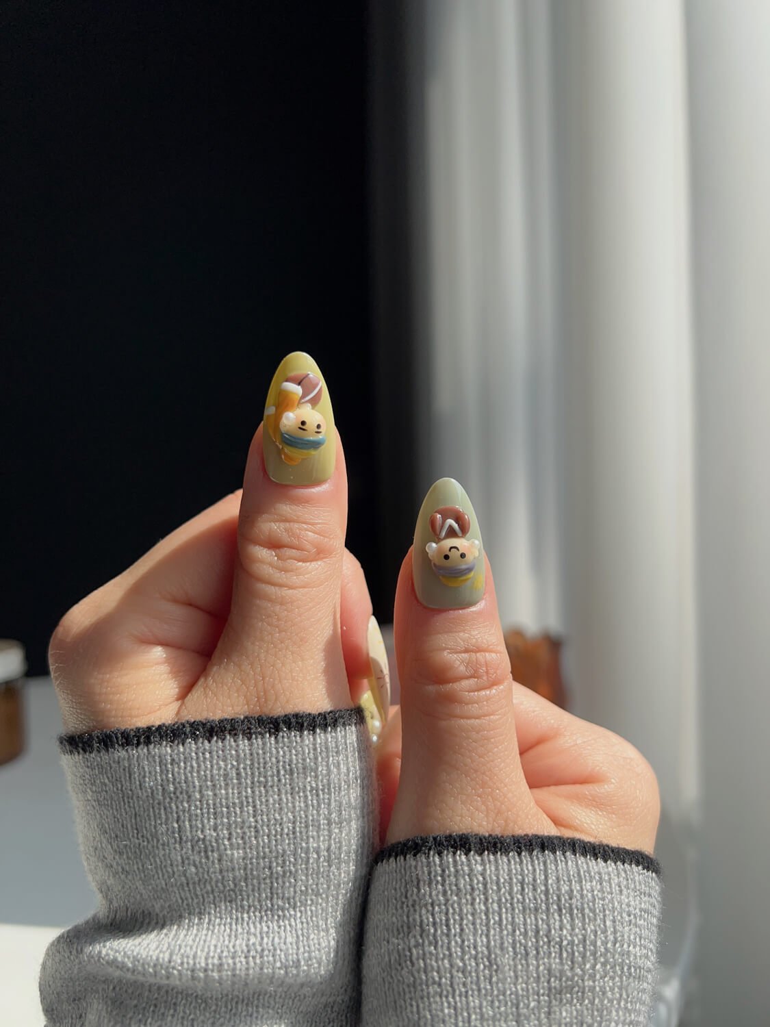 Girl with a Pearl Earring Reusable Press On Nails