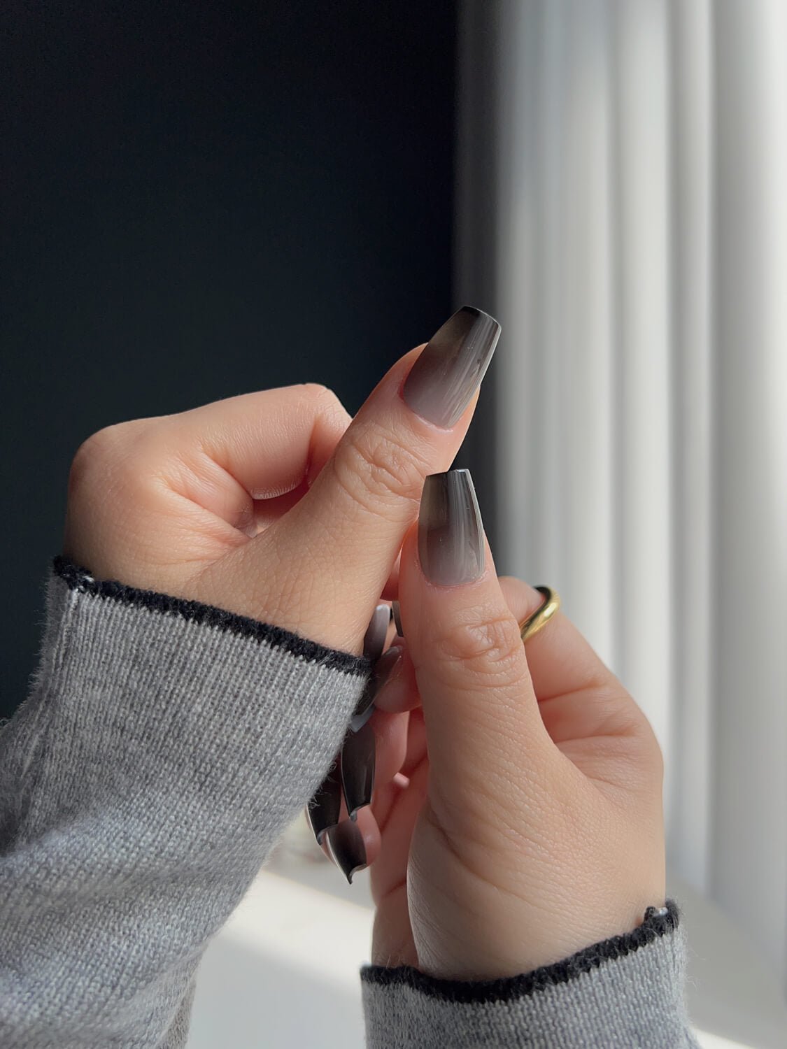 Black Ombre Reusable Press On Nails