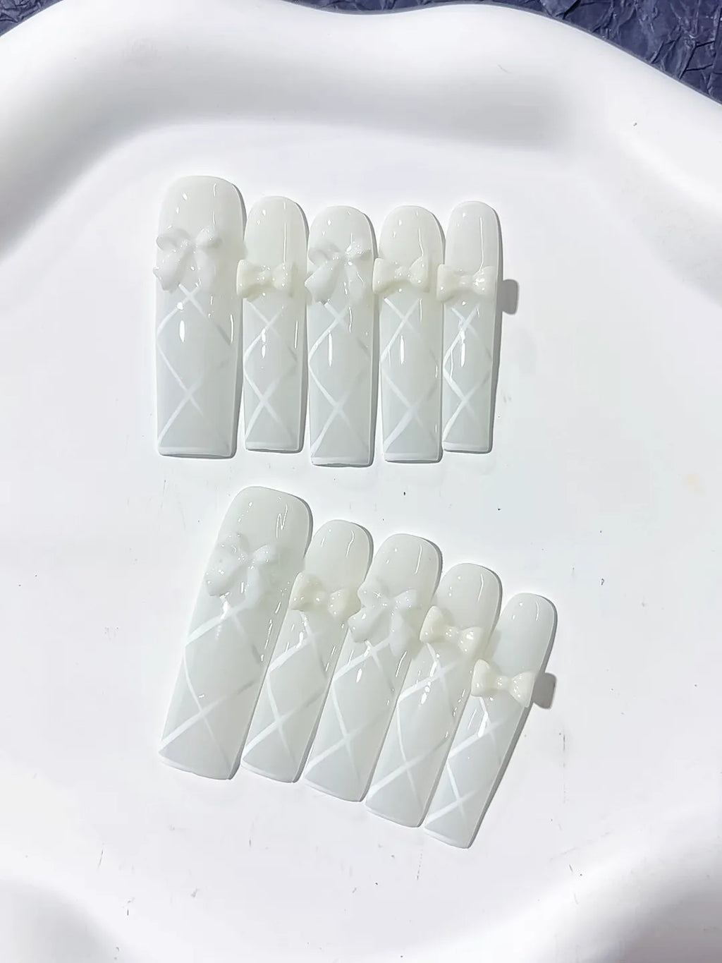 Long White Square Solid color Bow Linework