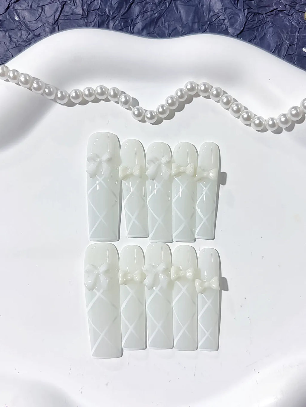 Long White Square Solid color Bow Linework