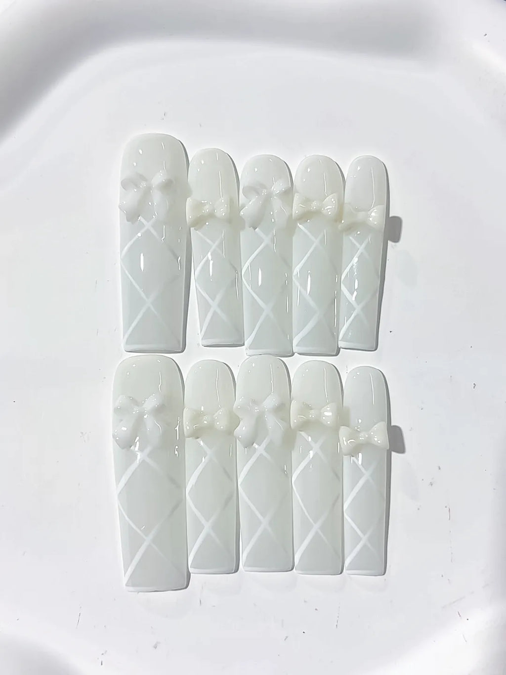 Long White Square Solid color Bow Linework
