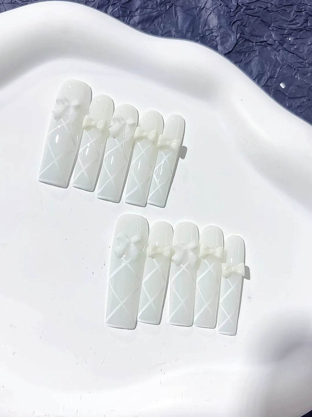 Long White Square Solid color Bow Linework