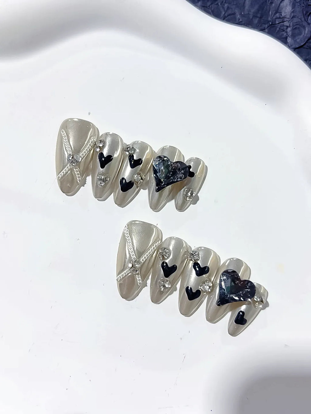 Medium Silver Black Almond Metallic Heart Bow