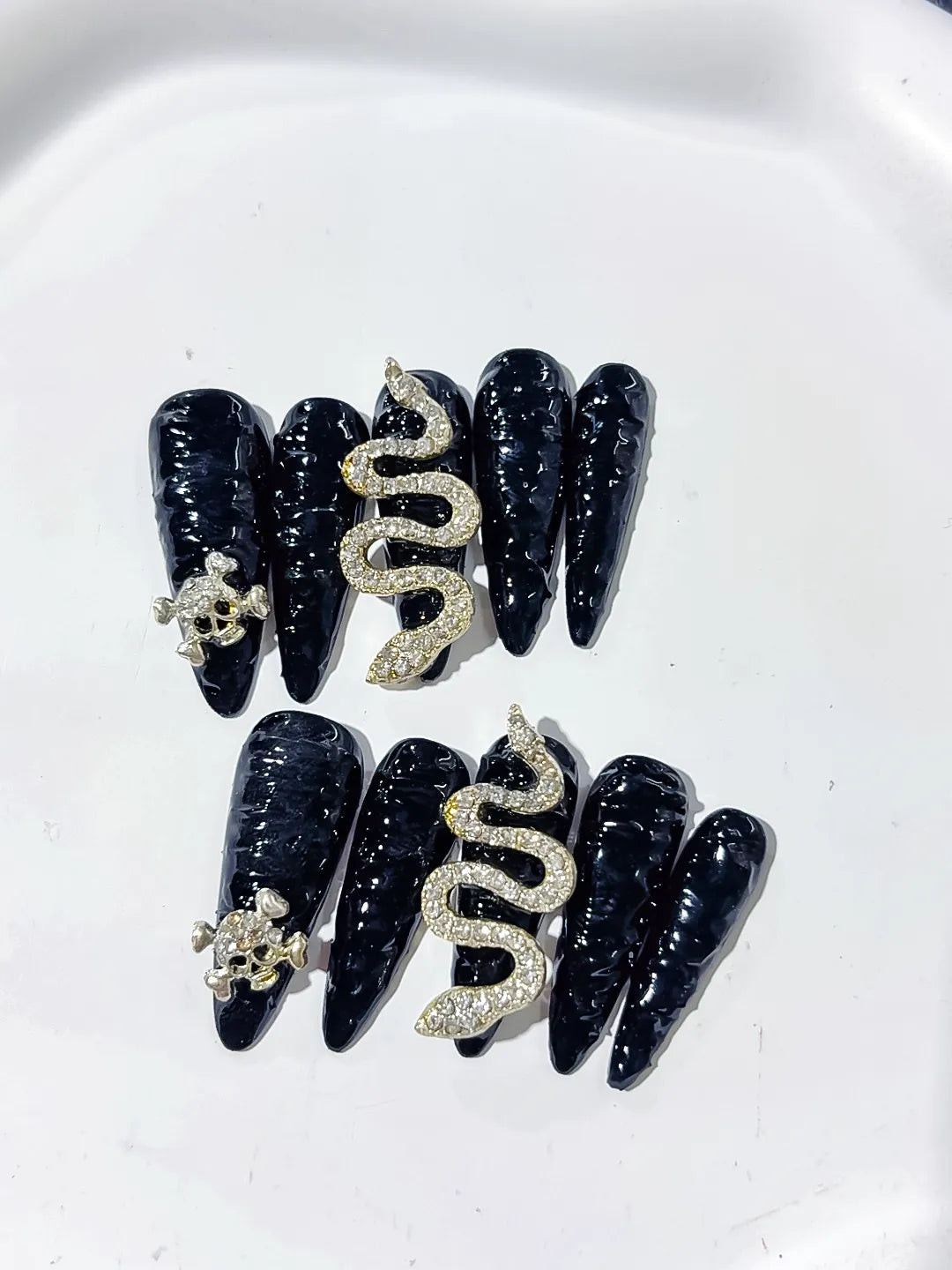 Long Black Gold Stiletto Solid color Snake Crown