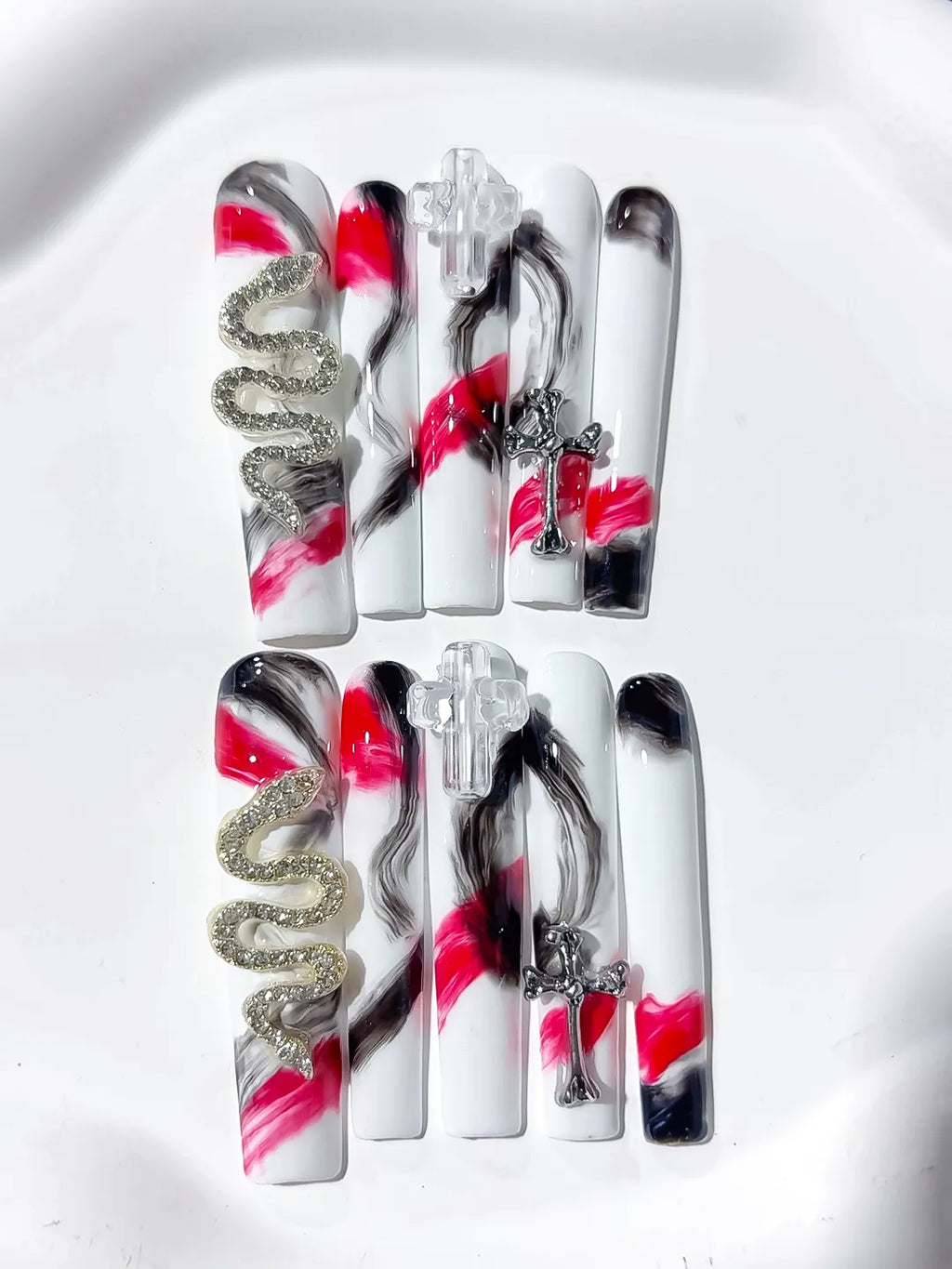 Long White Black Square Abstract Cross Snake