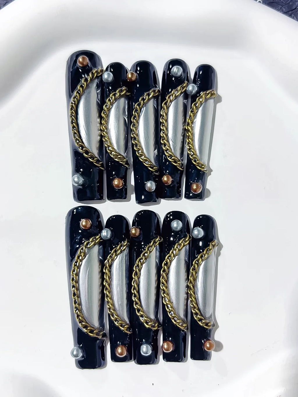 Long Black Silver Square Metallic Chain Pearl