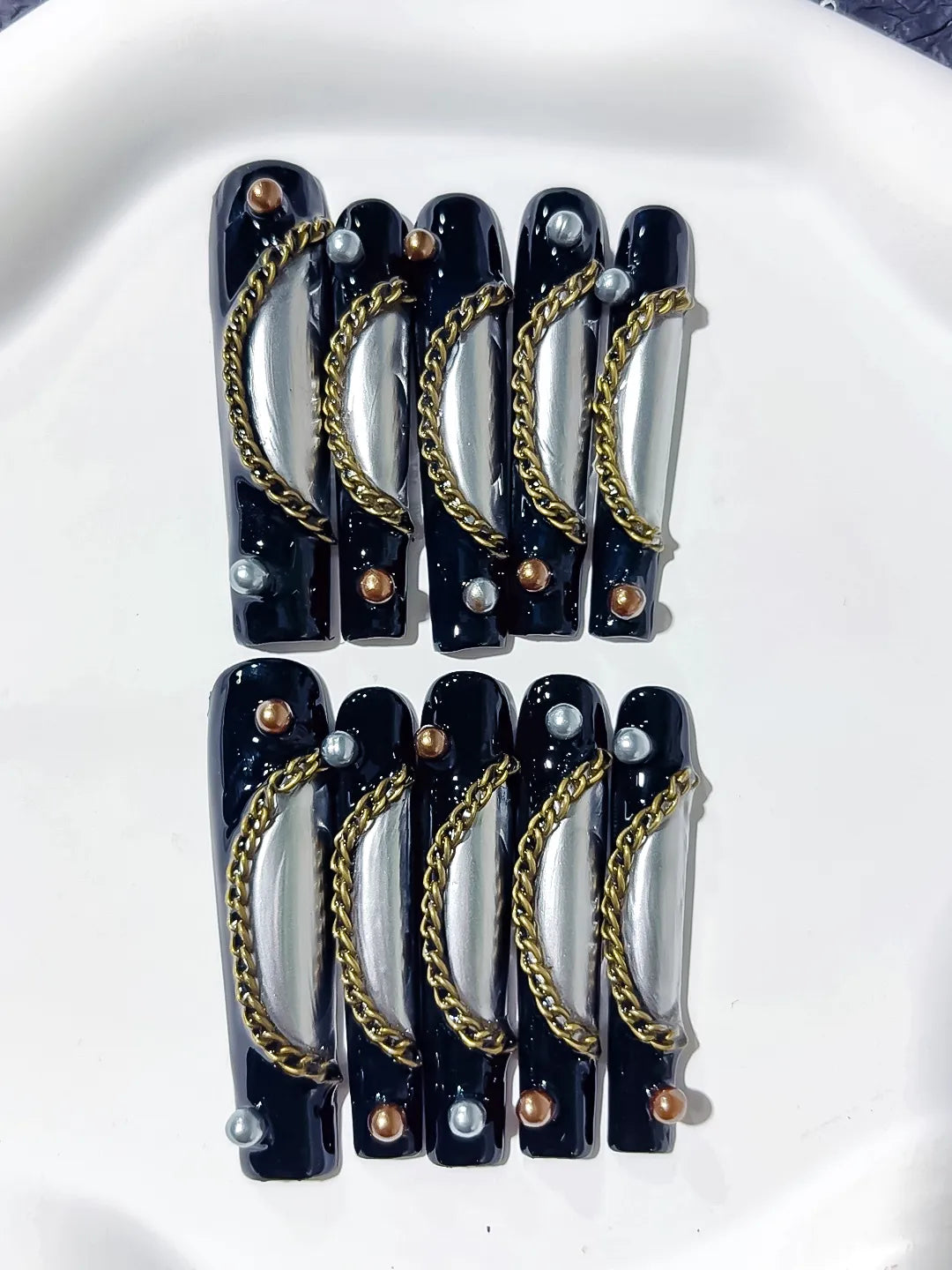 Long Black Silver Square Metallic Chain Pearl