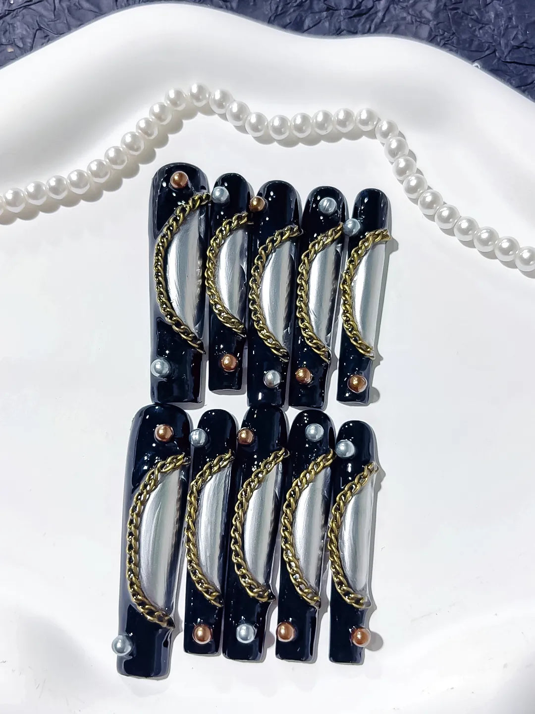 Long Black Silver Square Metallic Chain Pearl
