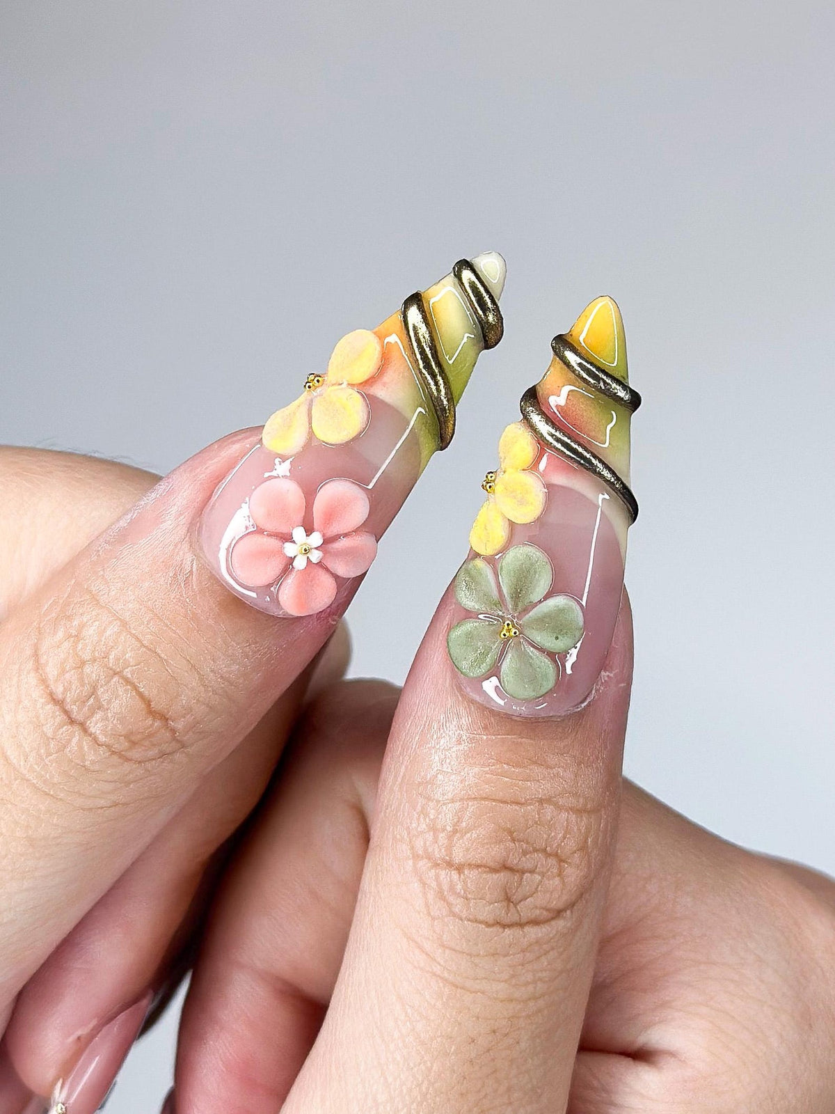 3D Ladybug Floral Press On Nails, Metallic Vines Enchanted Garden Set