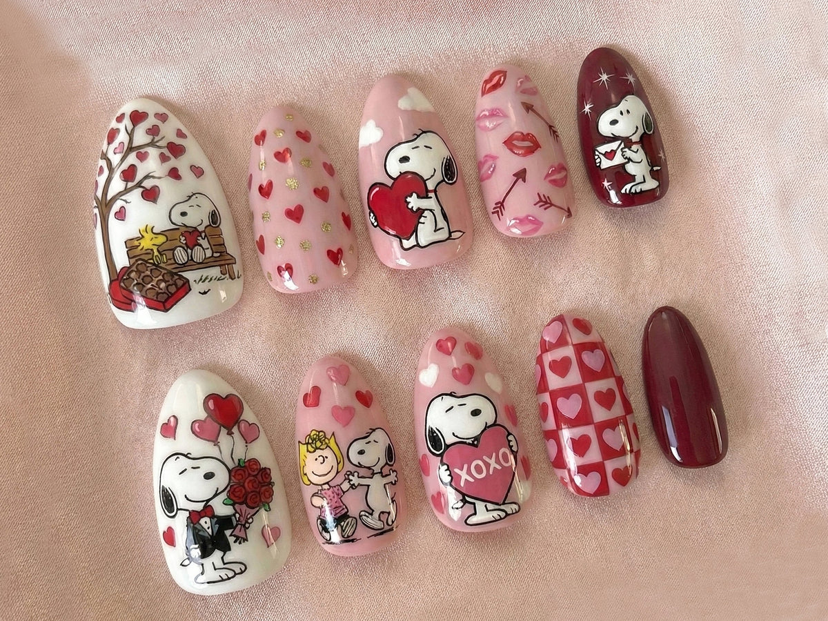 Snoopy Love Story Press On Nails Valentine Cartoon Nails Pink Heart Nail Art Cute Snoopy & Peanuts Design Handmade Press Ons