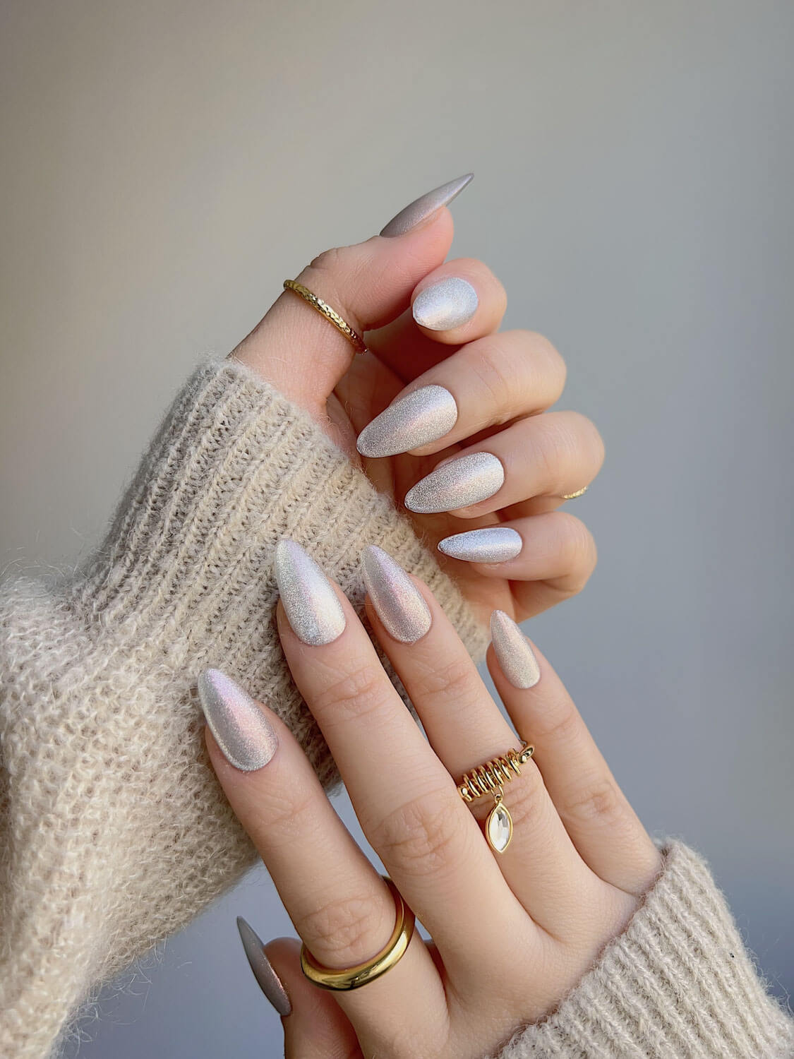 Silver White Cat Eye Reusable Press On Nails