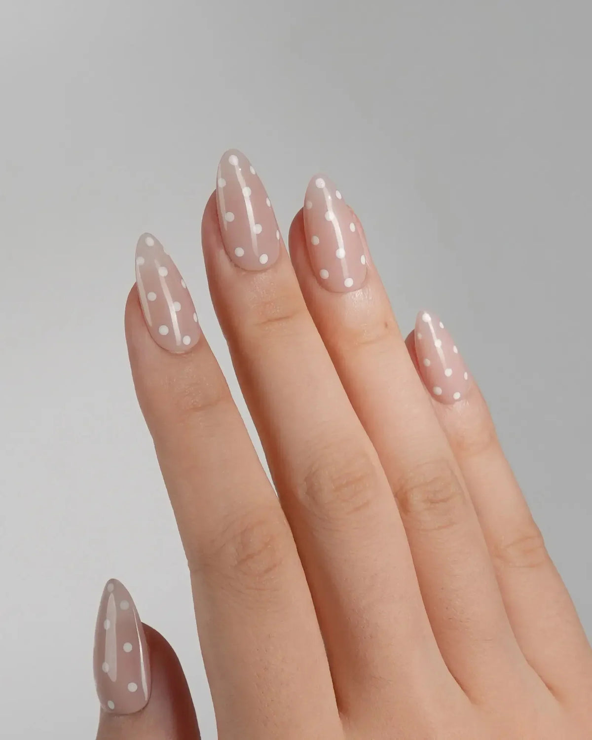 Cloud Cream Reusable Press On Nails