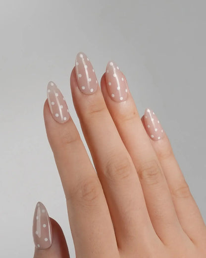 Cloud Cream Reusable Press On Nails