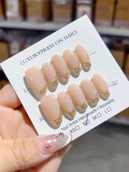 Medium Nude Gold Oval French tip