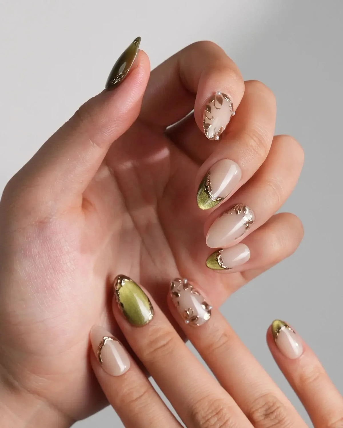 Aquagrass Liquid Ballerina Reusable Press On Nails
