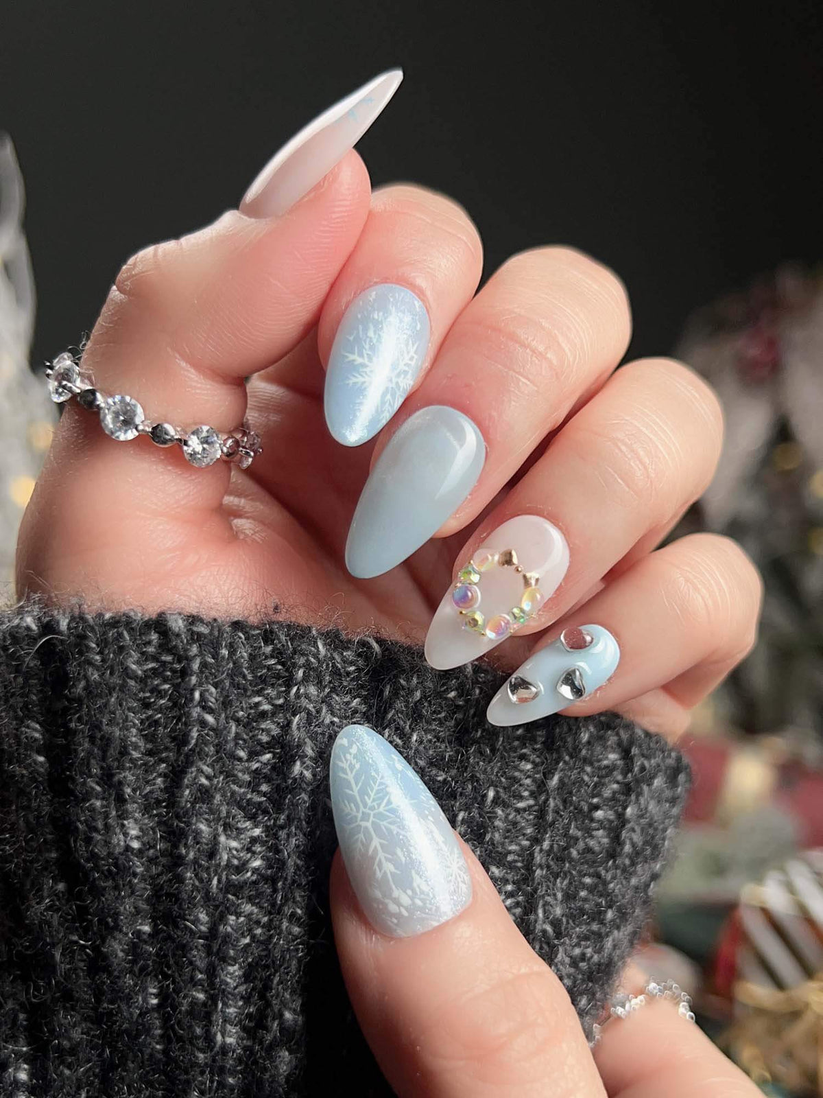 Winter wonderland Reusable Press On Nails