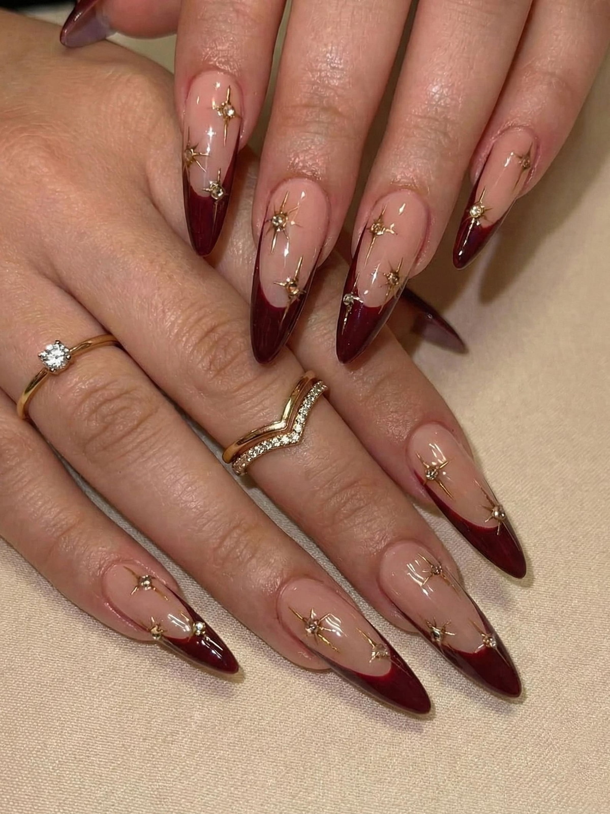 Nail Tabs for Press On Nails – Burgundy Star French Press On Nails for Luxury Women