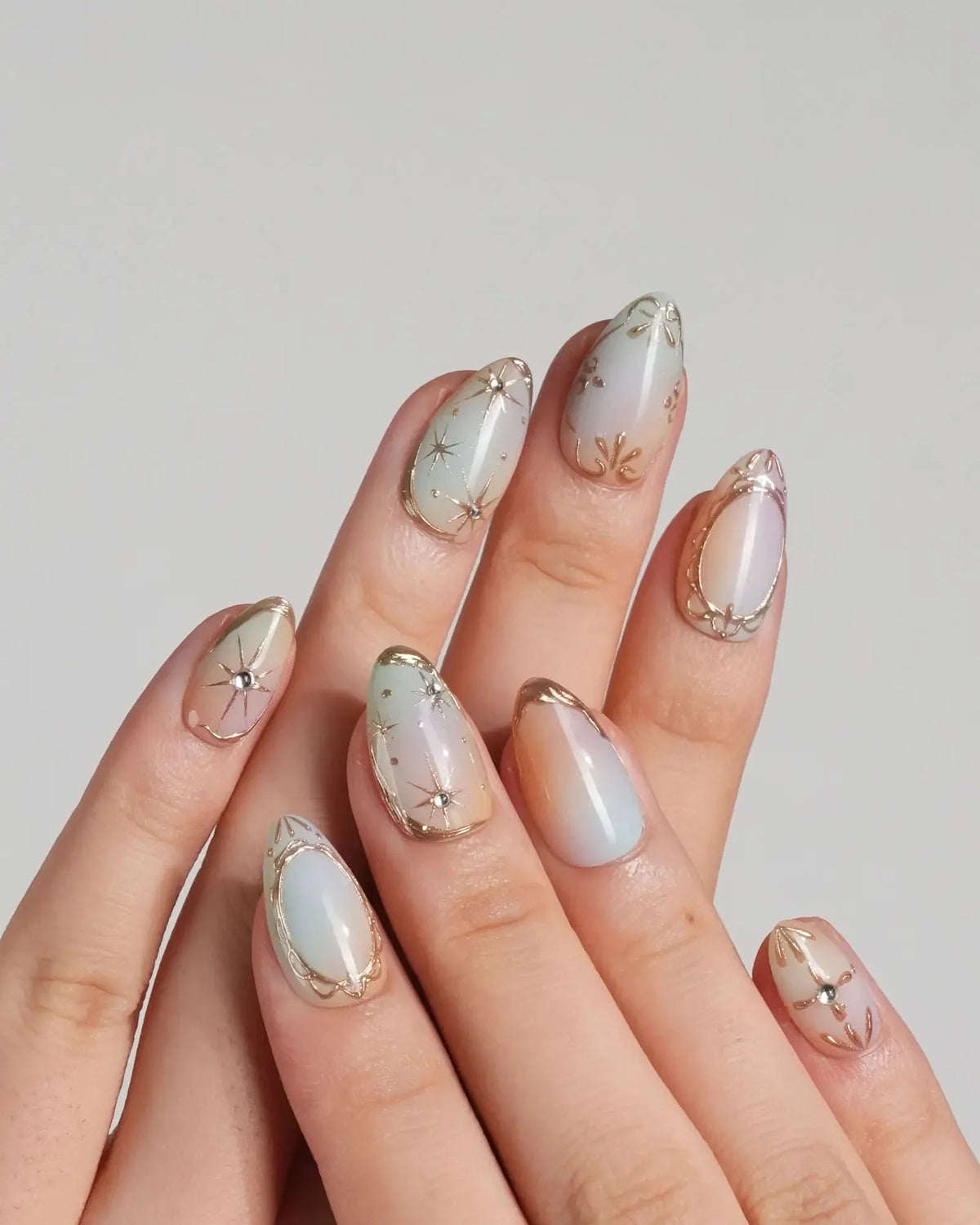 Pastel Relic Reusable Press On Nails