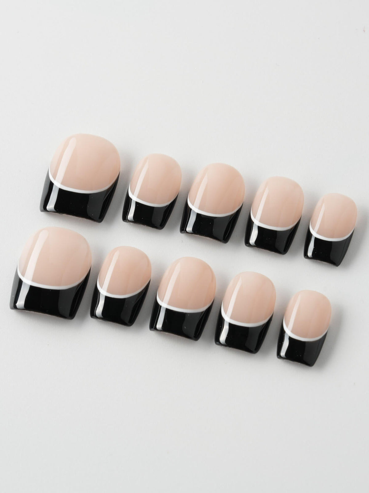 Classic Return Ebony Reusable Press On Nails