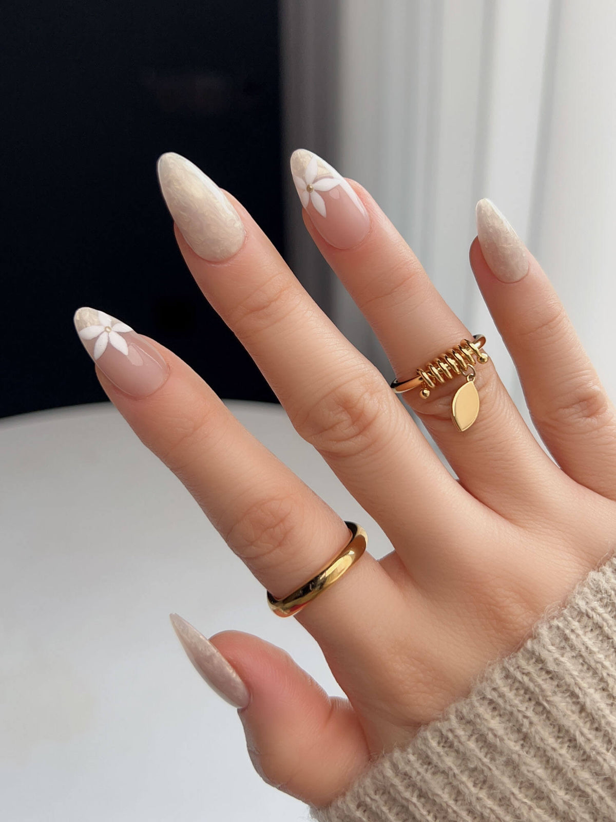Spiral Twist Reusable Press On Nails