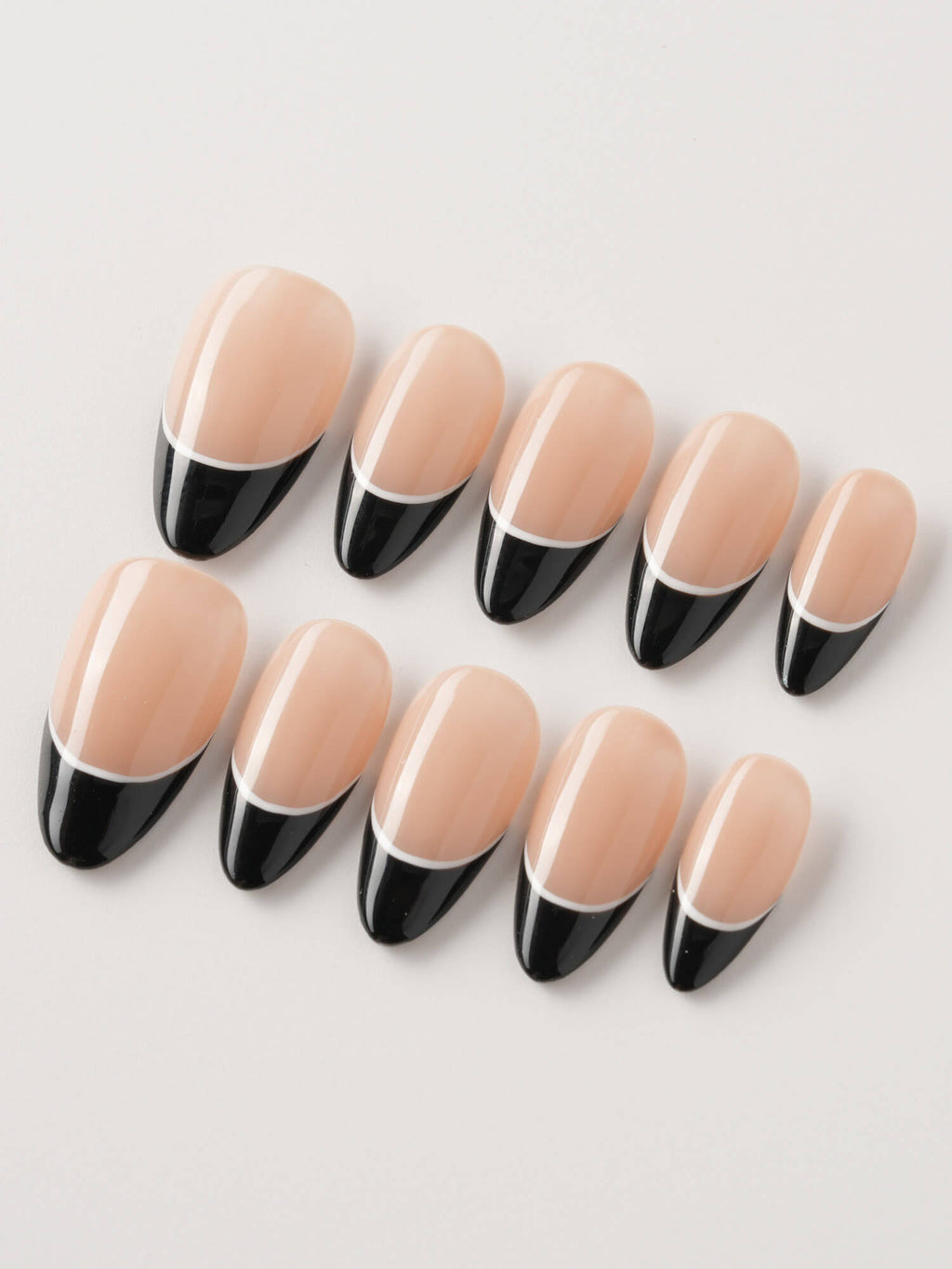 Classic Return Ebony Reusable Press On Nails