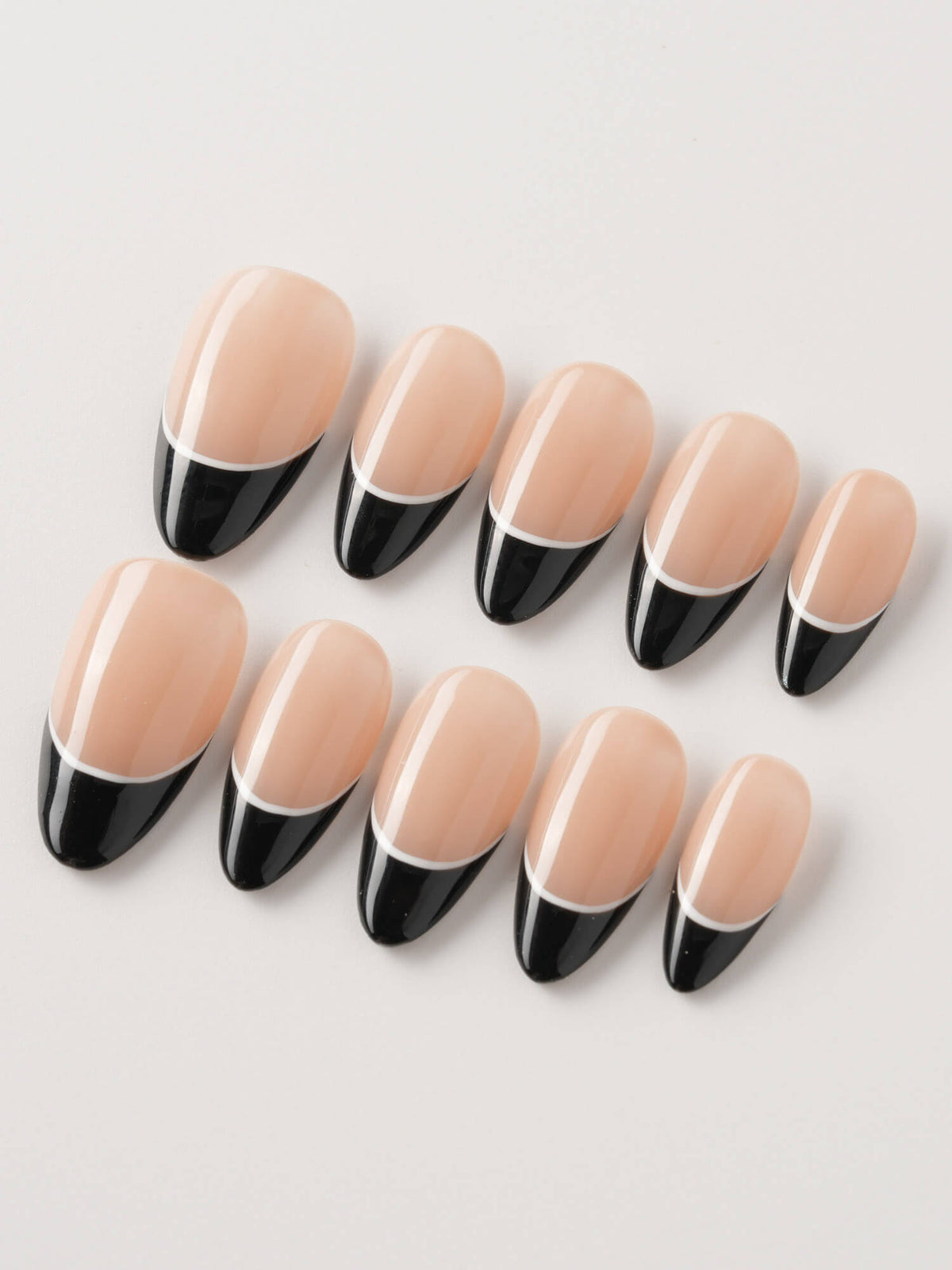 Classic Return Ebony Reusable Press On Nails