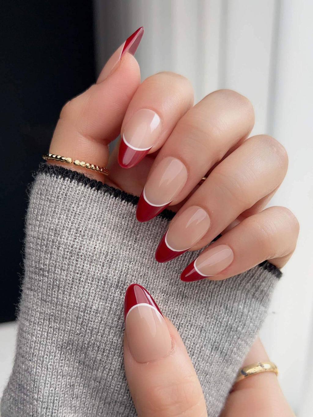 Classic Return Rose Reusable Press On Nails