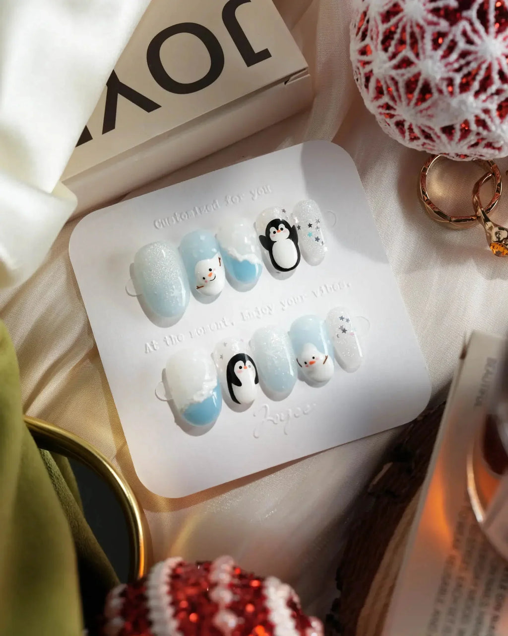 Polar Friends Reusable Press On Nails