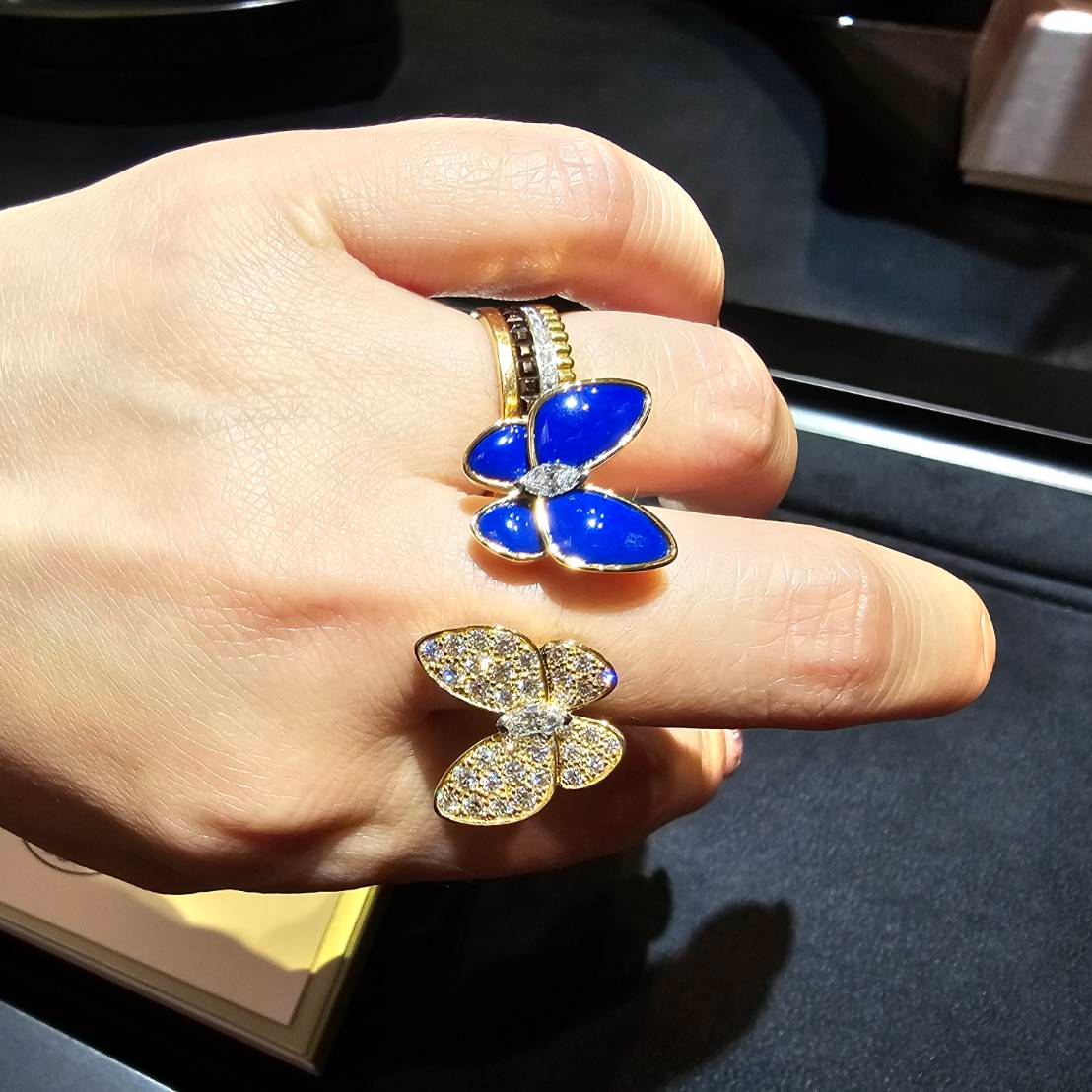 Two Butterfly Blue Agate Pavé Between the Finger Ring