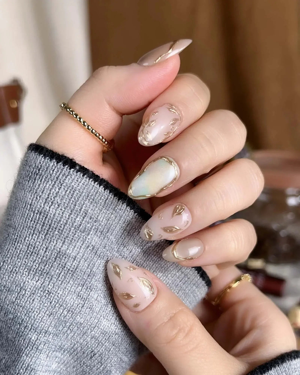 Earthy glow Reusable Press On Nails