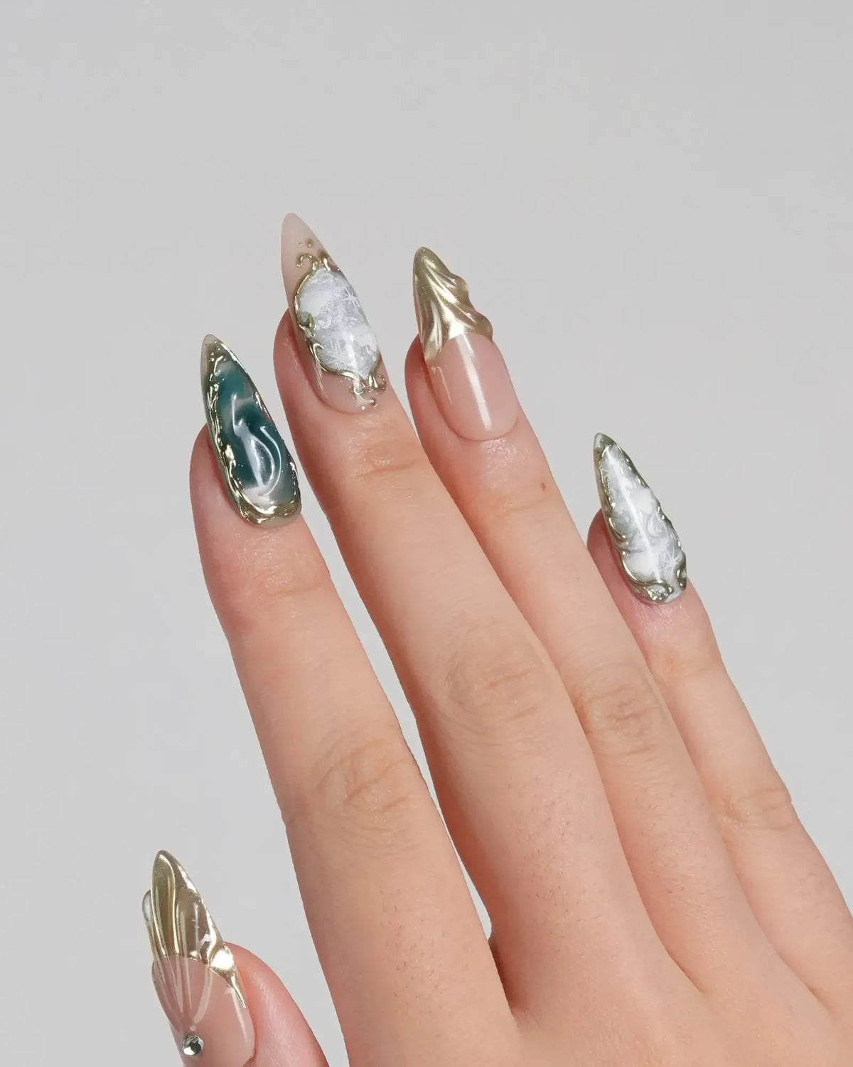 Electric Muse Reusable Press On Nails