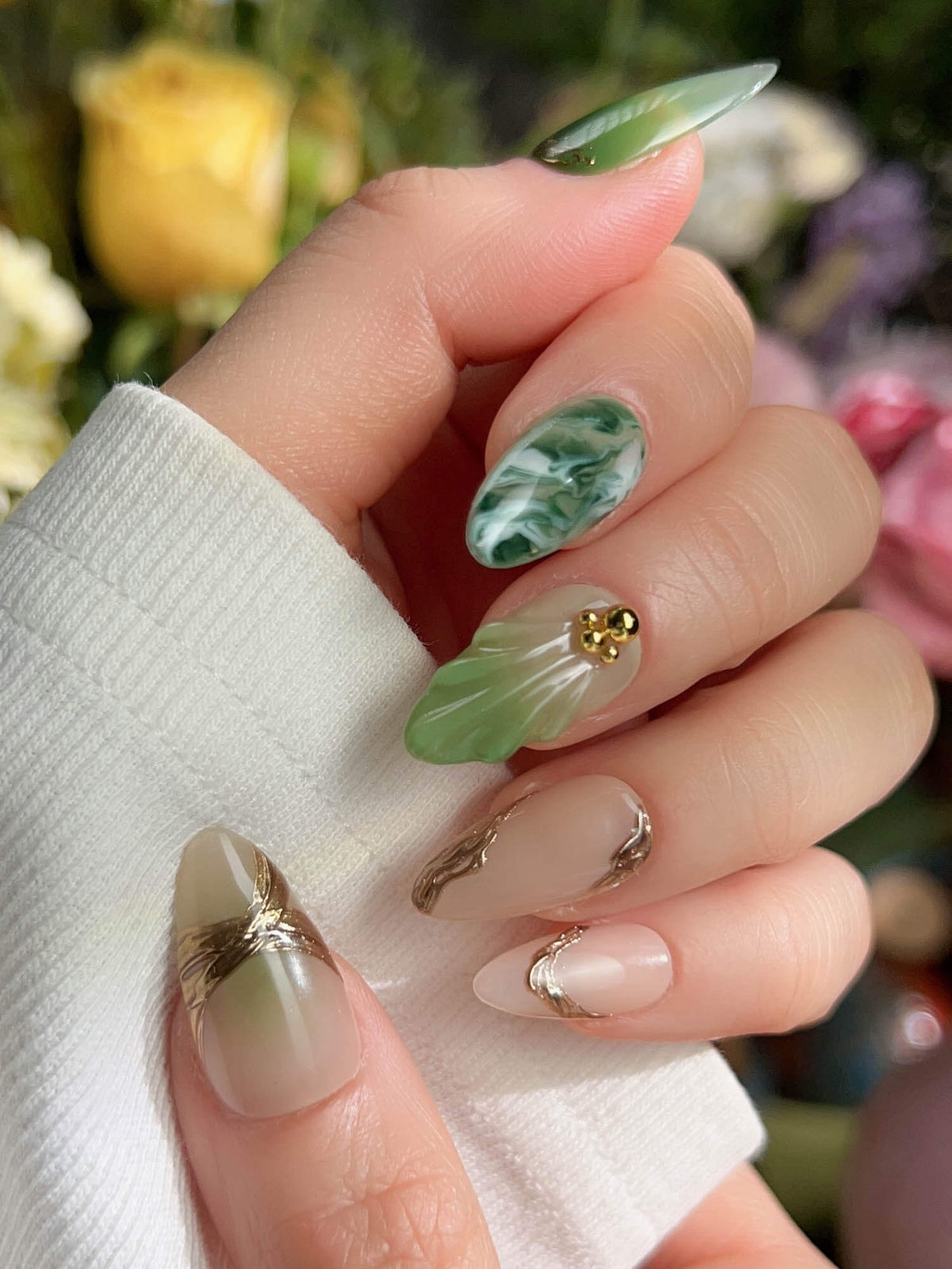 Emerald Jade Sutra Reusable Press On Nails