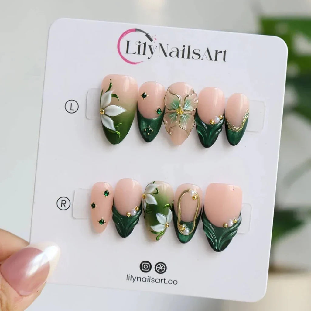 Emerald Throne Green Handmade Press On Nails