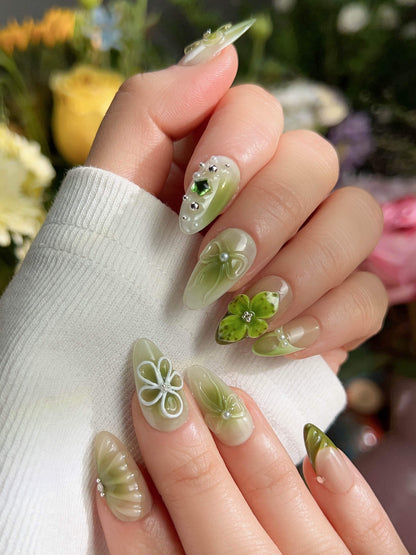 FourLeaf Rebel Clover Reusable Press On Nails
