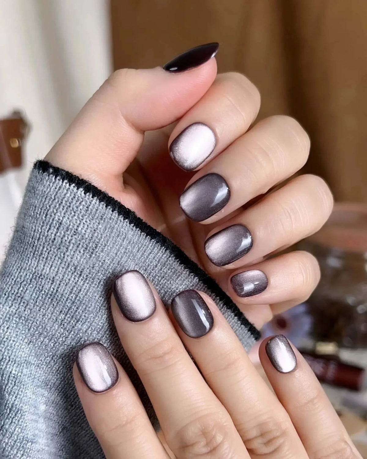 Fume Reusable Press On Nails