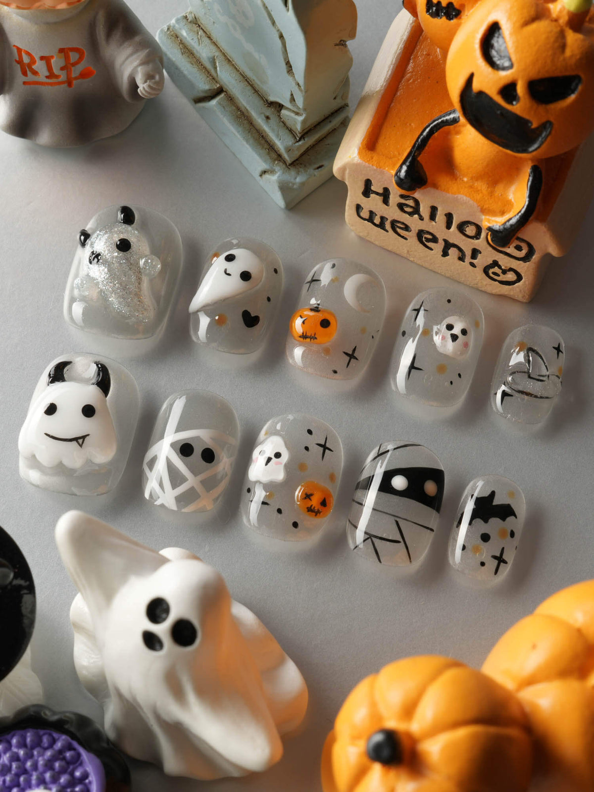 Ghost Coco Reusable Press On Nails