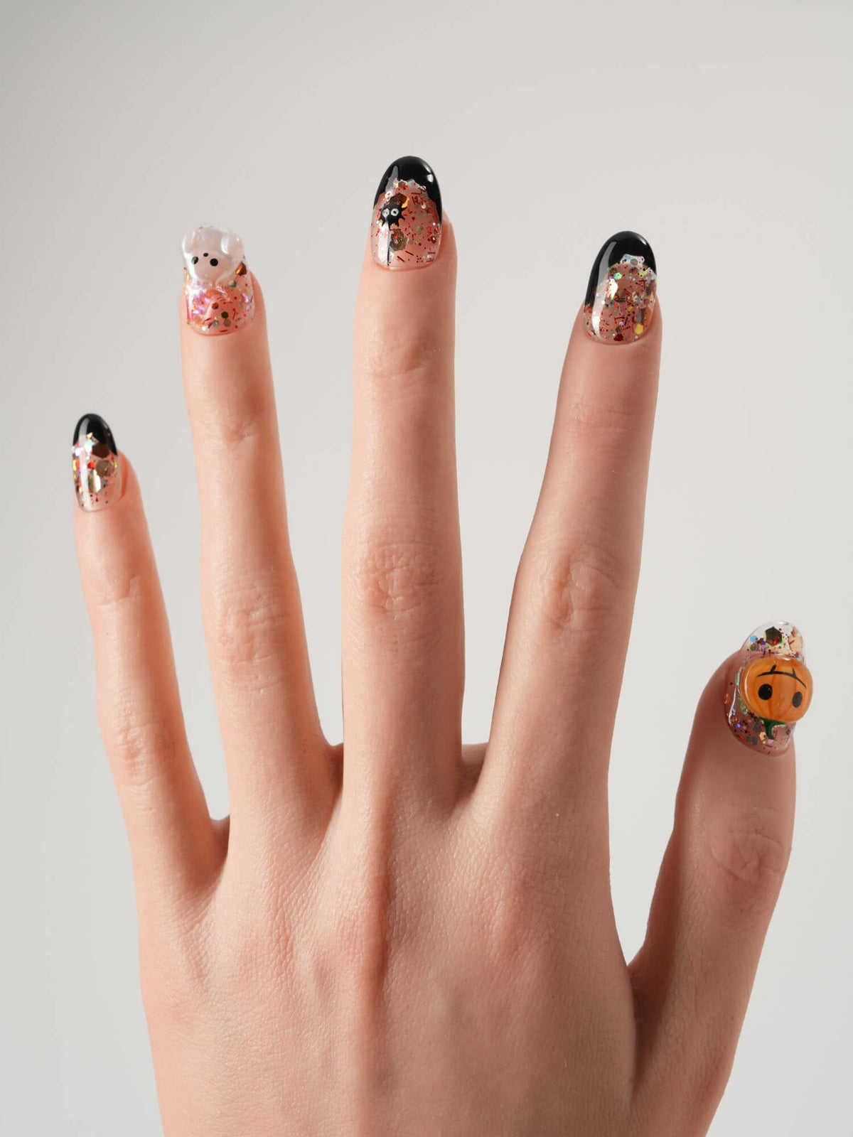 Ghost Kiki Reusable Press On Nails